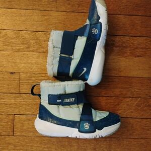 Nike Kids Blue Winter Boots